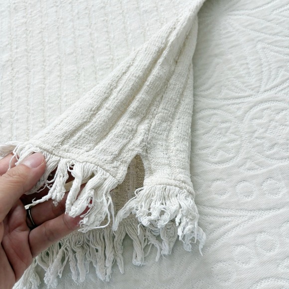 Zara Girls' Textured Knit Boho Fringe Crop Top (Sz 9) - Picture 3 of 4